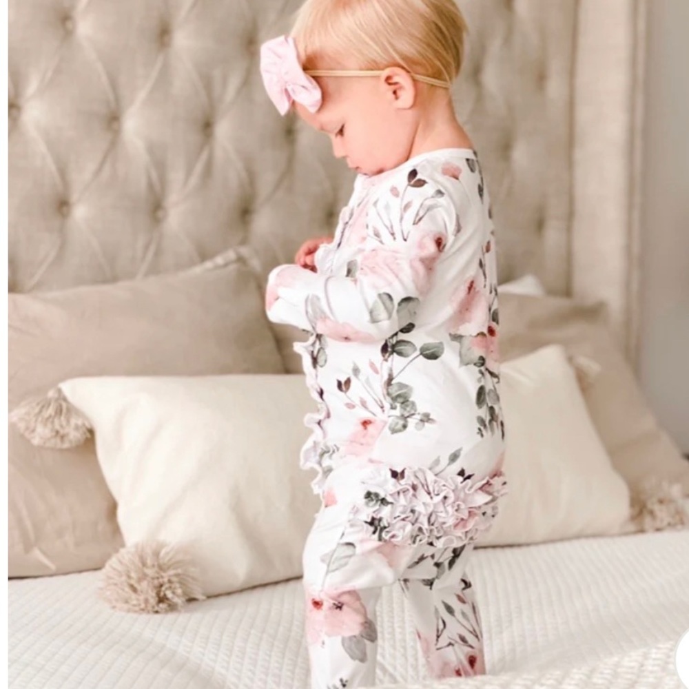 Newborn Caden Lane Ruffle Bottom Pajamas